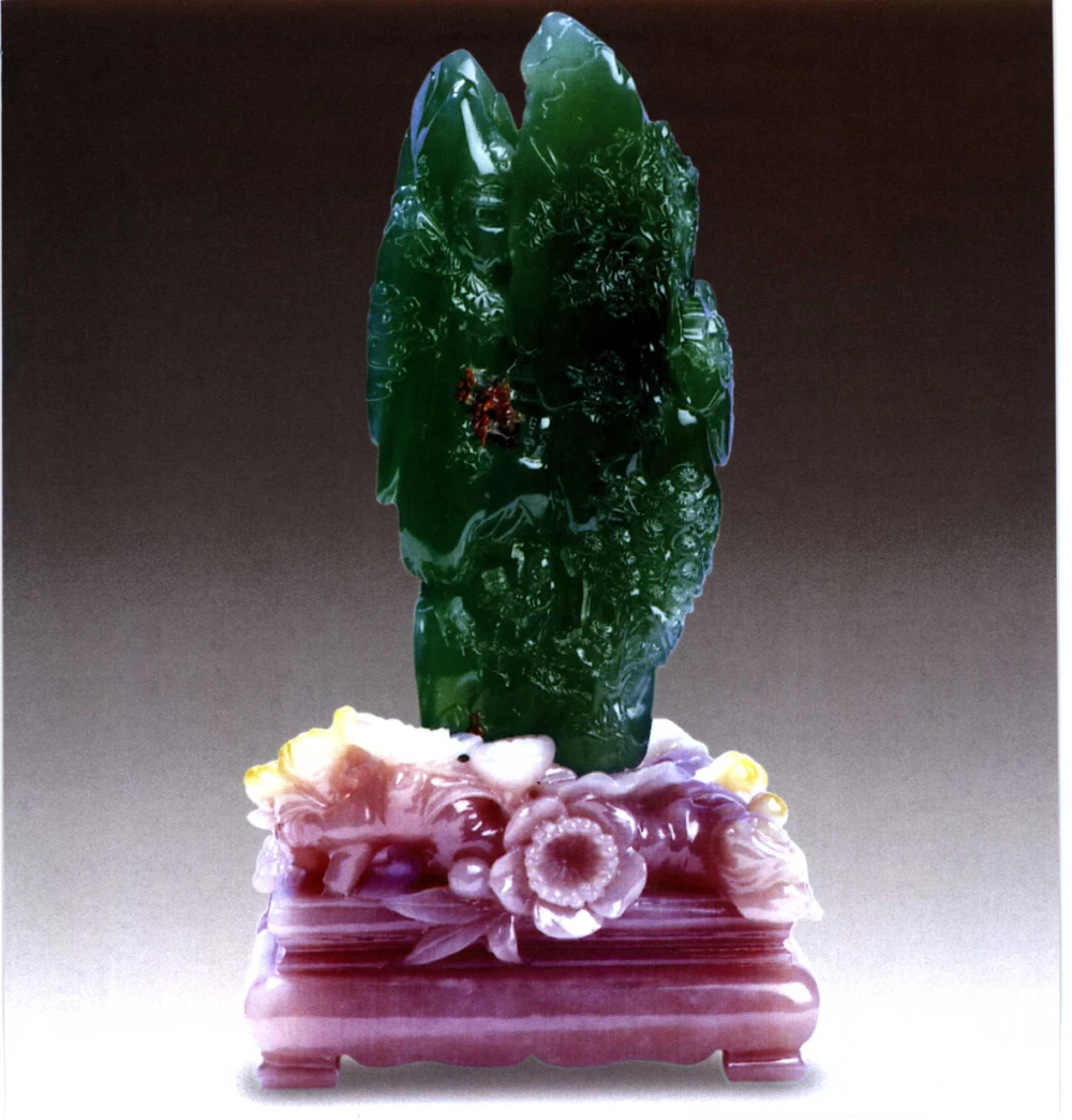 [翡翠收藏知识三十讲：我爱收藏].万珺.扫描版(1)_X018-玉石珠宝鉴定教程最新合集_6、翡翠鉴定专题全套课程_翡翠电子书_翡翠品评