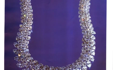 珠宝首饰肉眼识别法_X018-玉石珠宝鉴定教程最新合集_3、珠宝玉石鉴赏学习资料合集