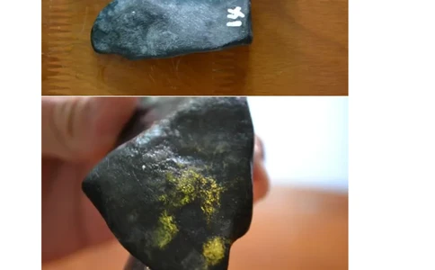 新手应该寻找怎样的石头练手_X018-玉石珠宝鉴定教程最新合集_8、玉石翡翠鉴定与投资电子资料_赌石专题